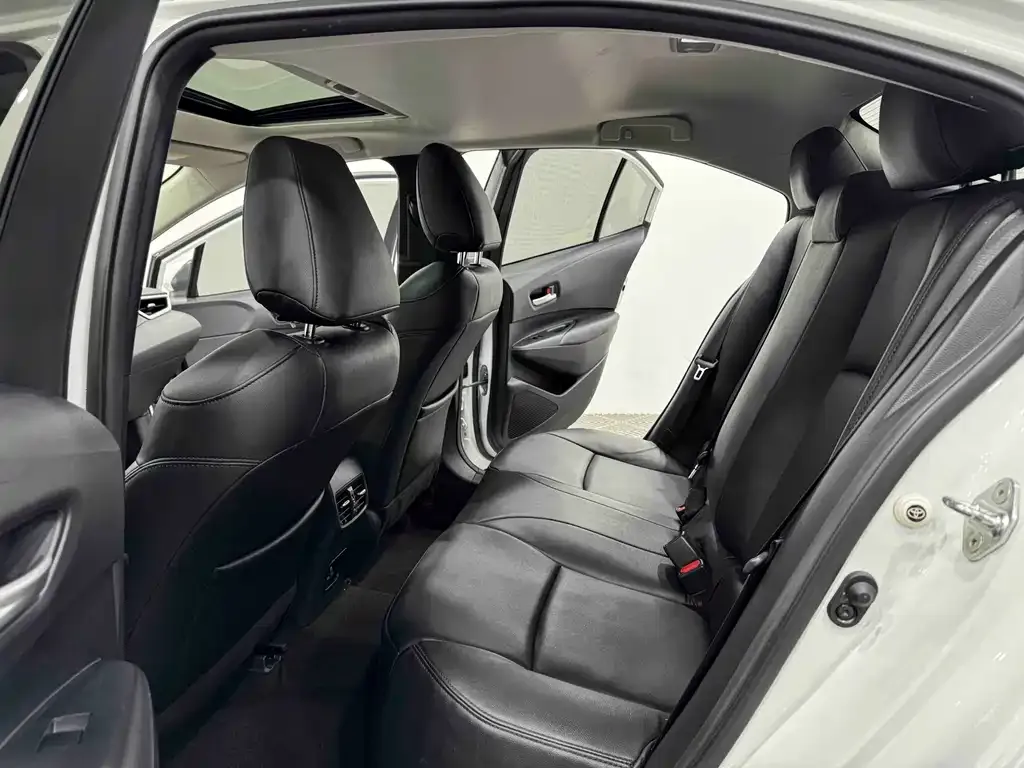 Toyota Corolla 2021 из CN, фото 6