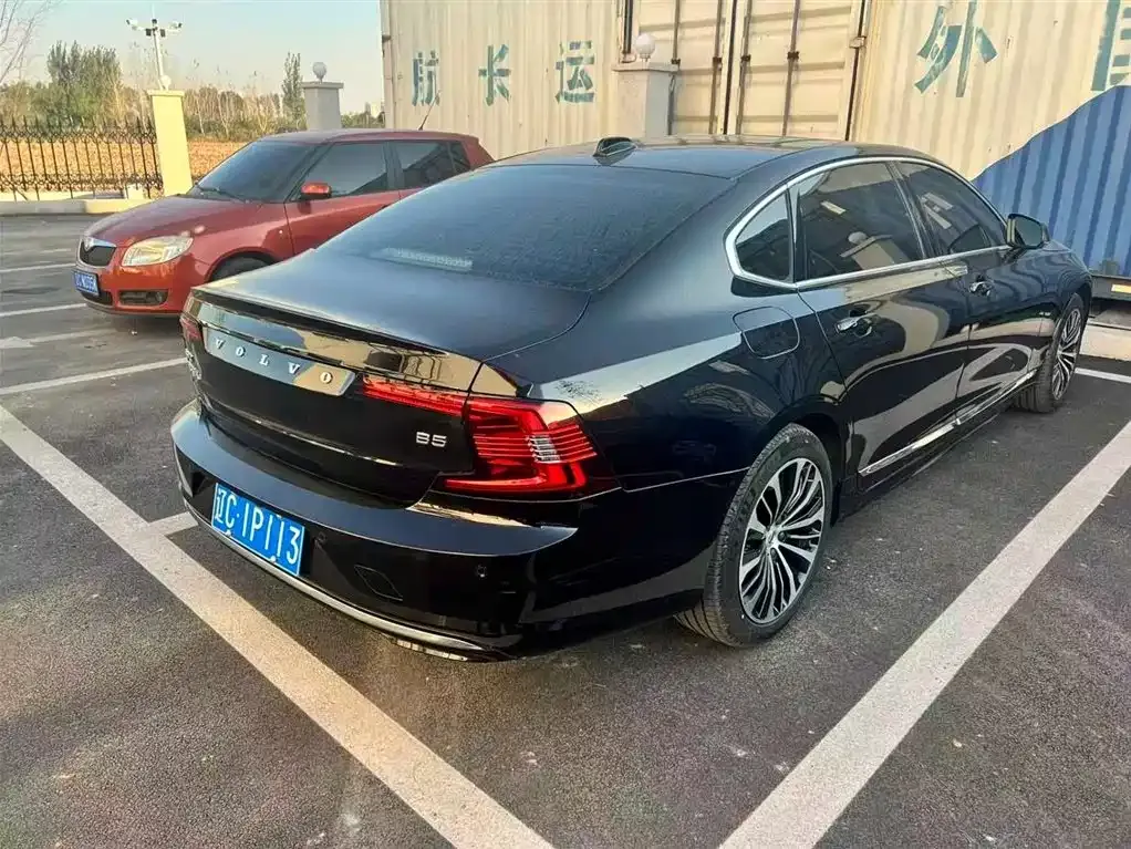 Volvo S90 2024 из CN, фото 4