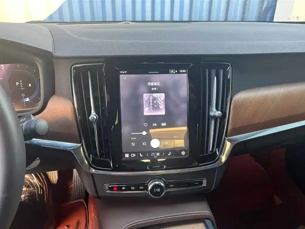 Volvo S90 2024 из CN, фото 7