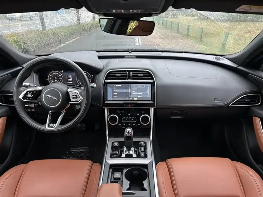 Jaguar XEL 2022 из CN, фото 10