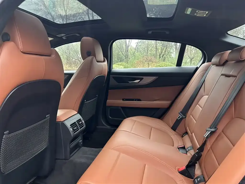 Jaguar XEL 2022 из CN, фото 8