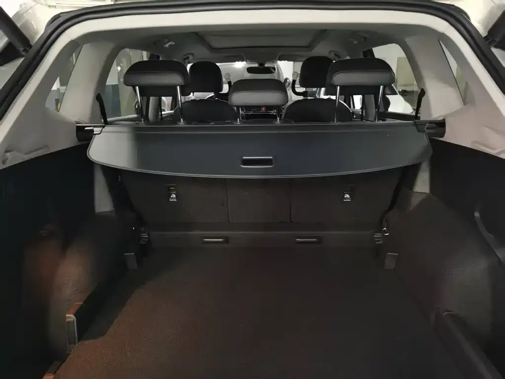 Volkswagen Tiguan L 2021 из CN, фото 10