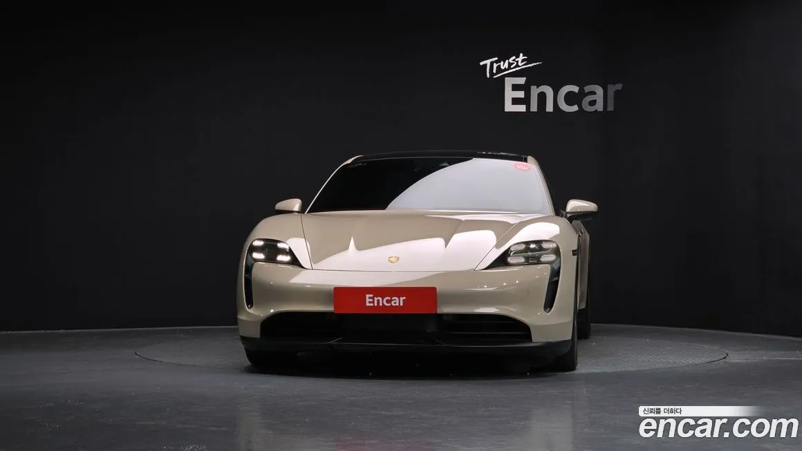 Porsche Taycan 2021 из KR, фото 3