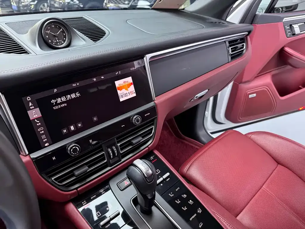 Porsche Macan 2022 из CN, фото 7