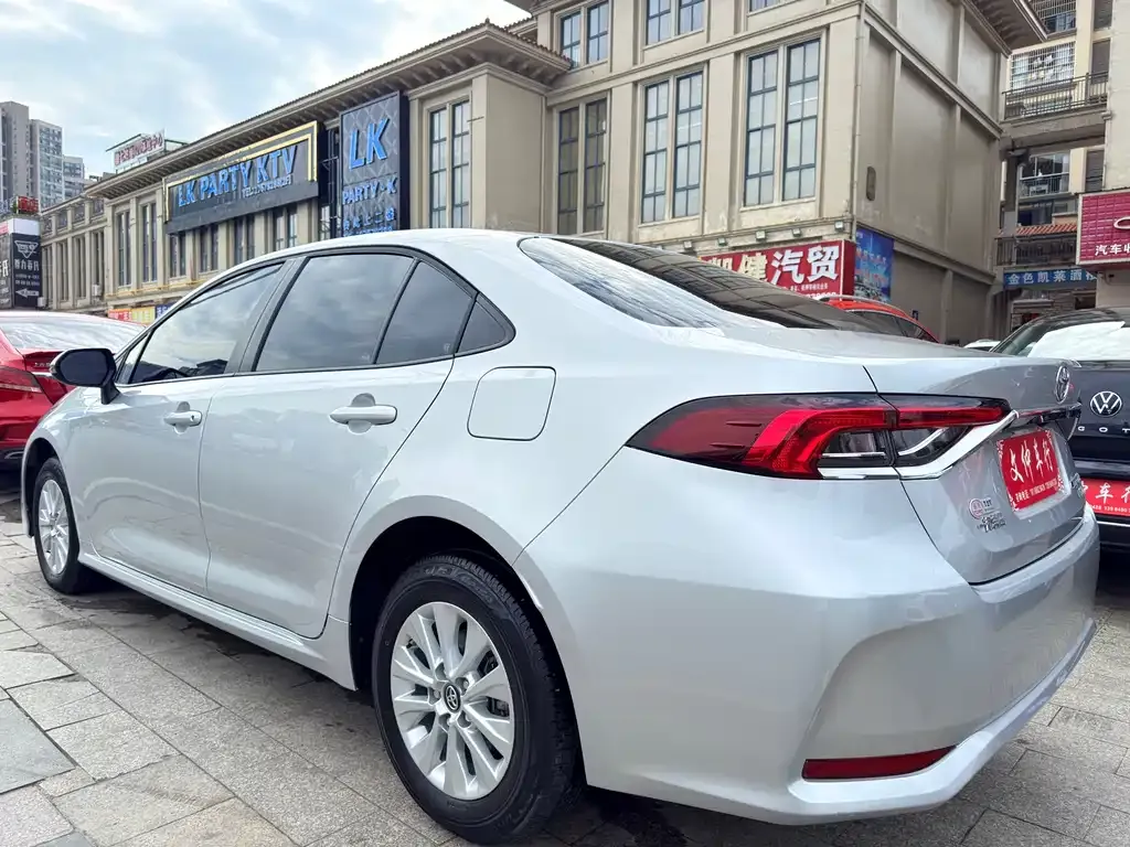 Toyota Corolla 2022 из CN, фото 6