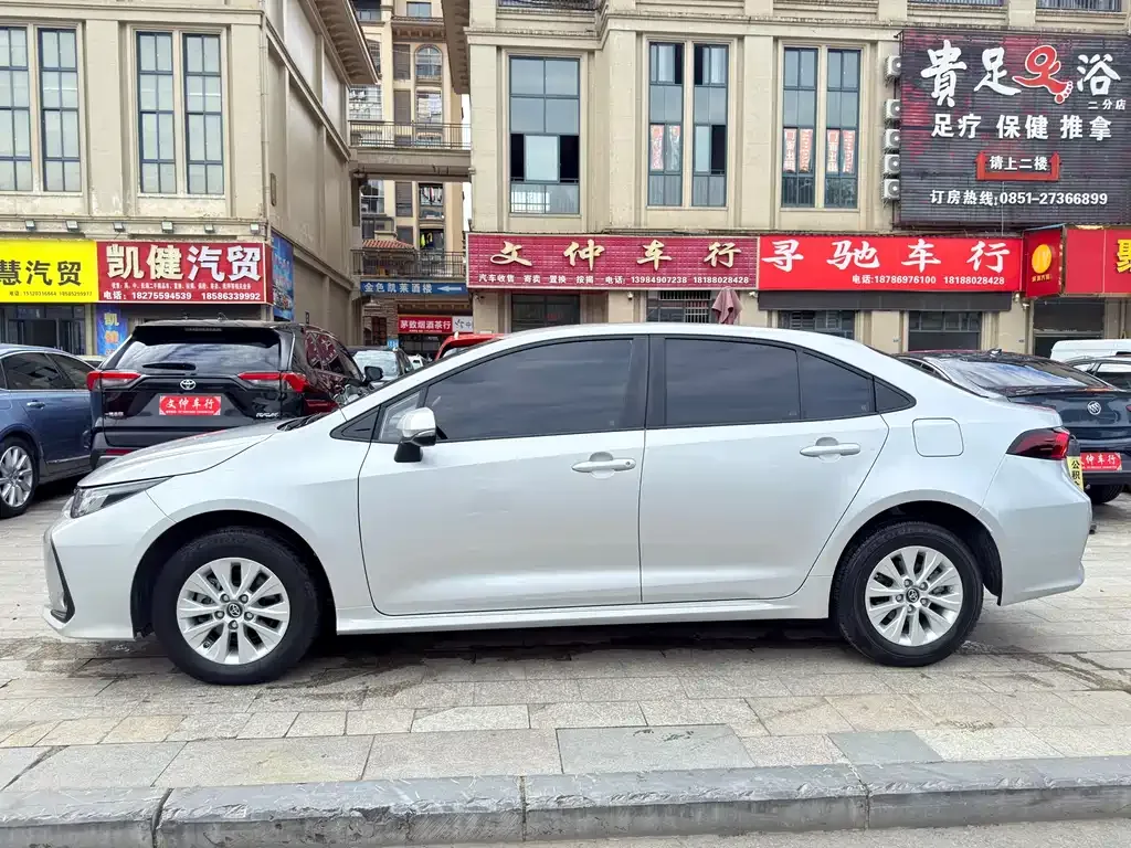 Toyota Corolla 2022 из CN, фото 7