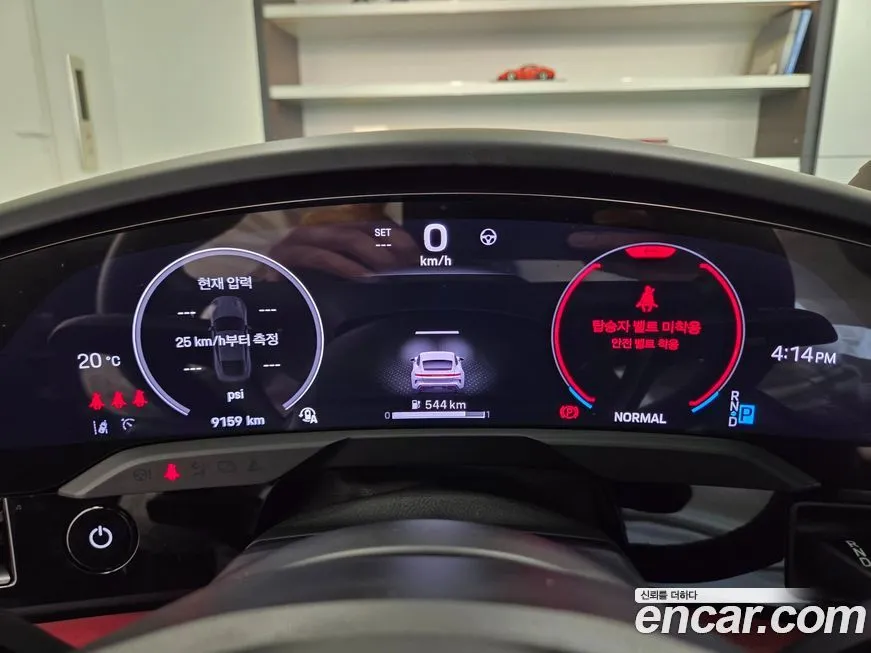 Porsche Taycan 2025 из KR, фото 8