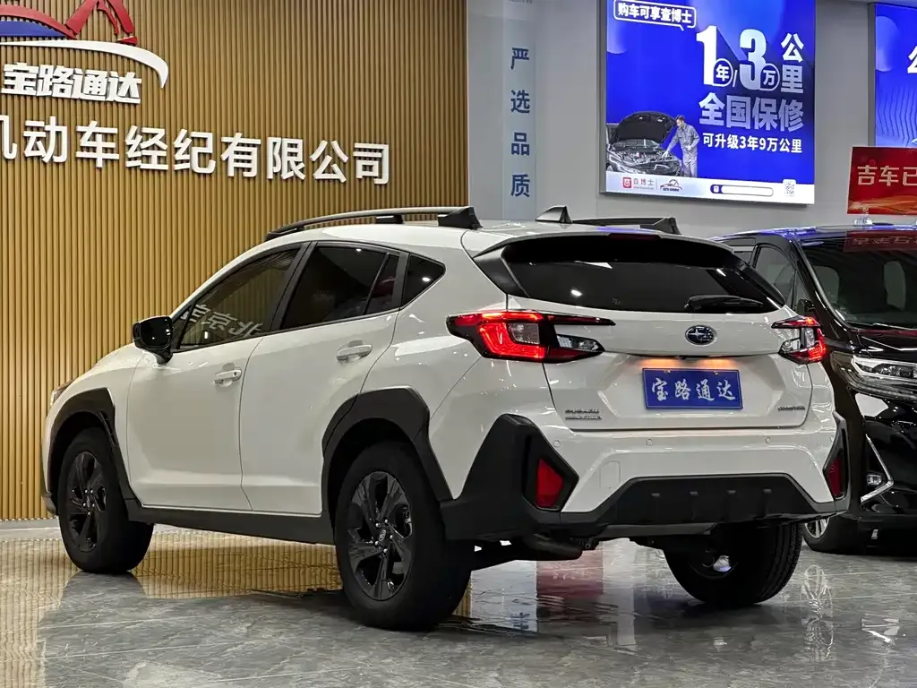 Subaru Crosstrek 2023 из CN, фото 4