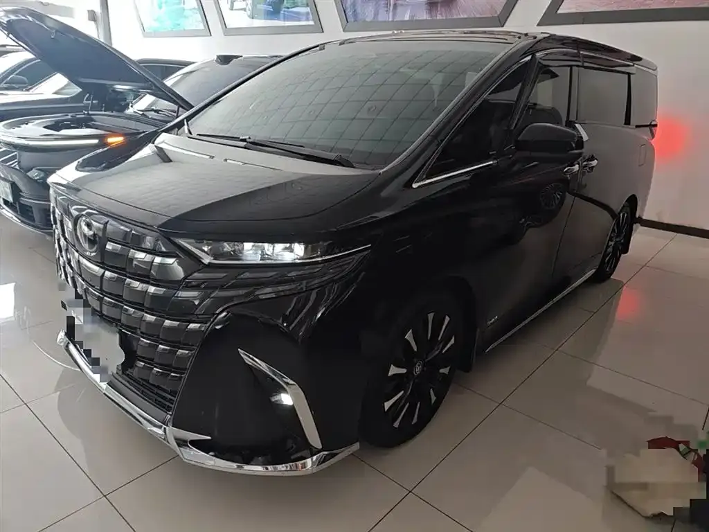 Toyota Alphard 2023 из CN, фото 5