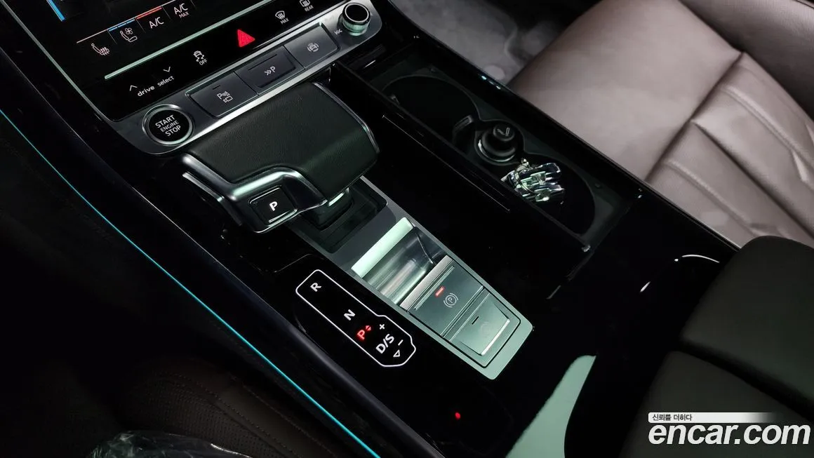 Audi A8 2023 из KR, фото 9