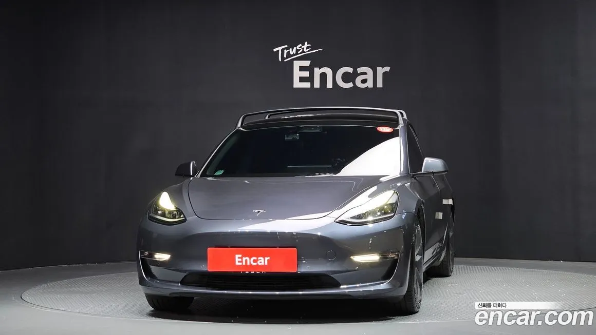 Tesla Model 3 2022 из KR, фото 3
