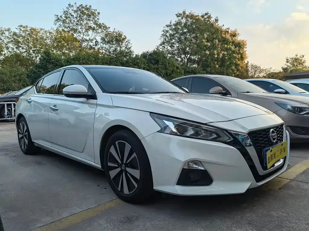 Nissan Teana 2023 из CN, фото 3