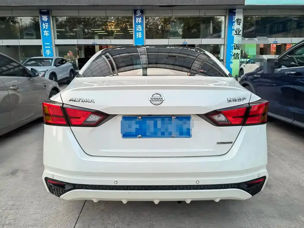 Nissan Teana 2023 из CN, фото 5