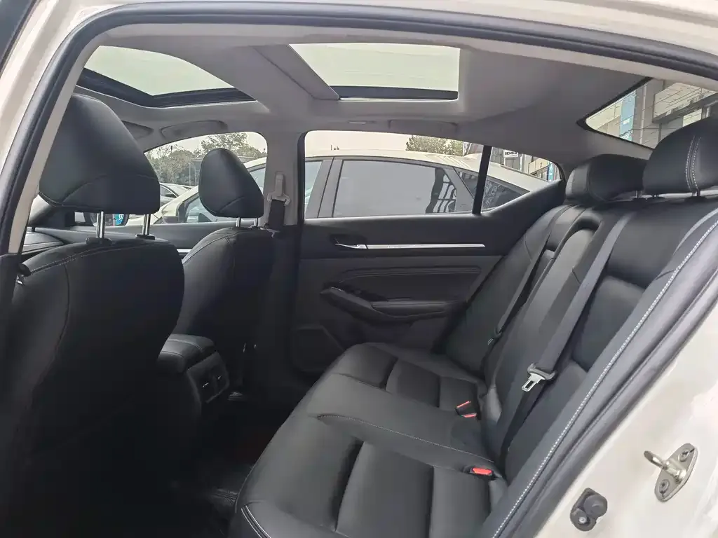 Nissan Teana 2023 из CN, фото 8