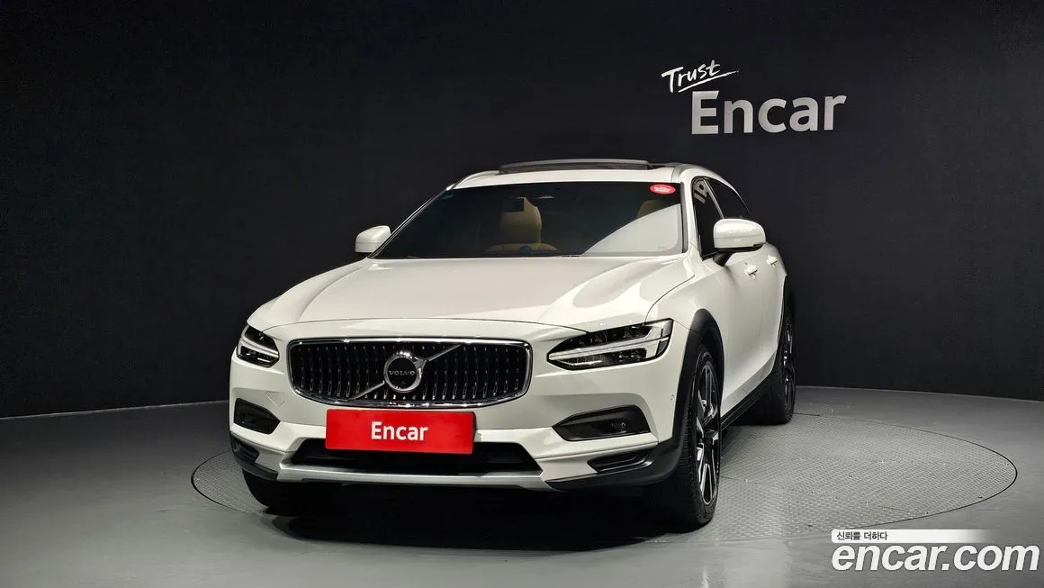 Volvo V90 2023 из KR, фото 3
