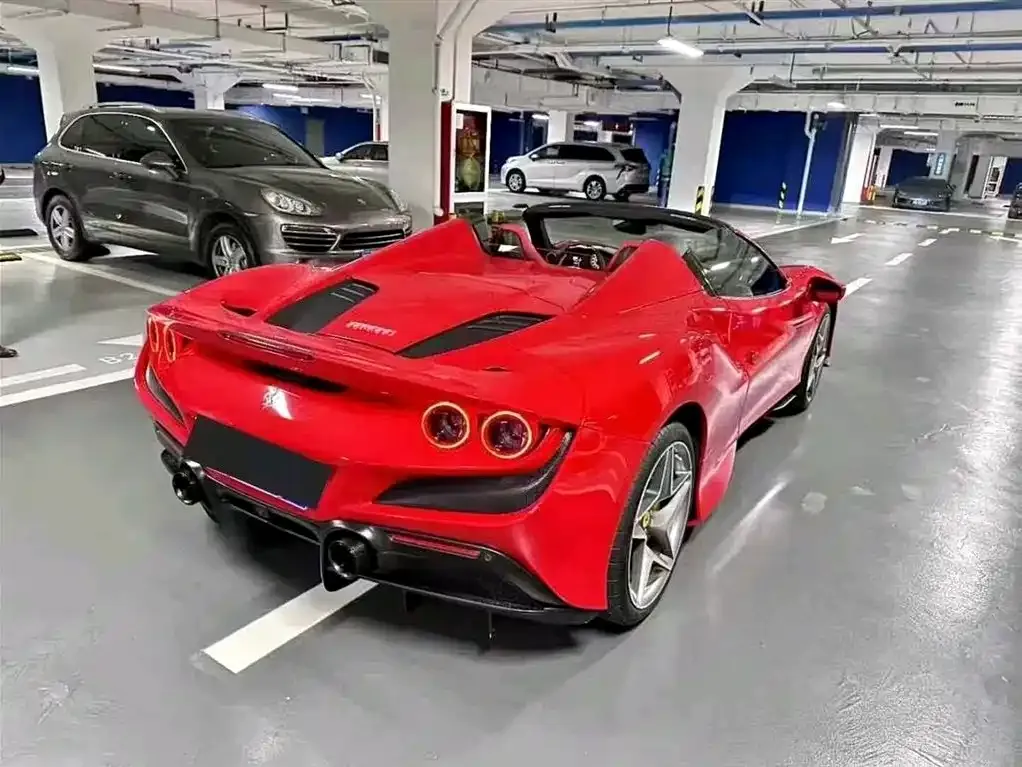 Ferrari F8 2023 из CN, фото 2