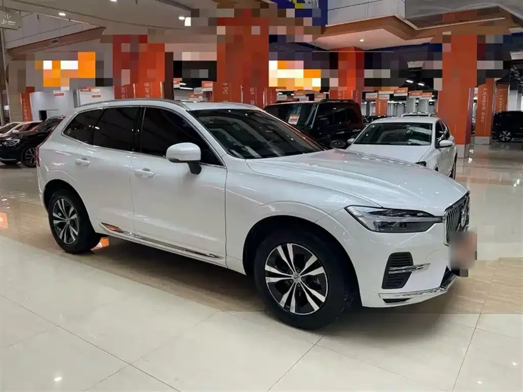 Volvo XC60 2022 из CN, фото 4