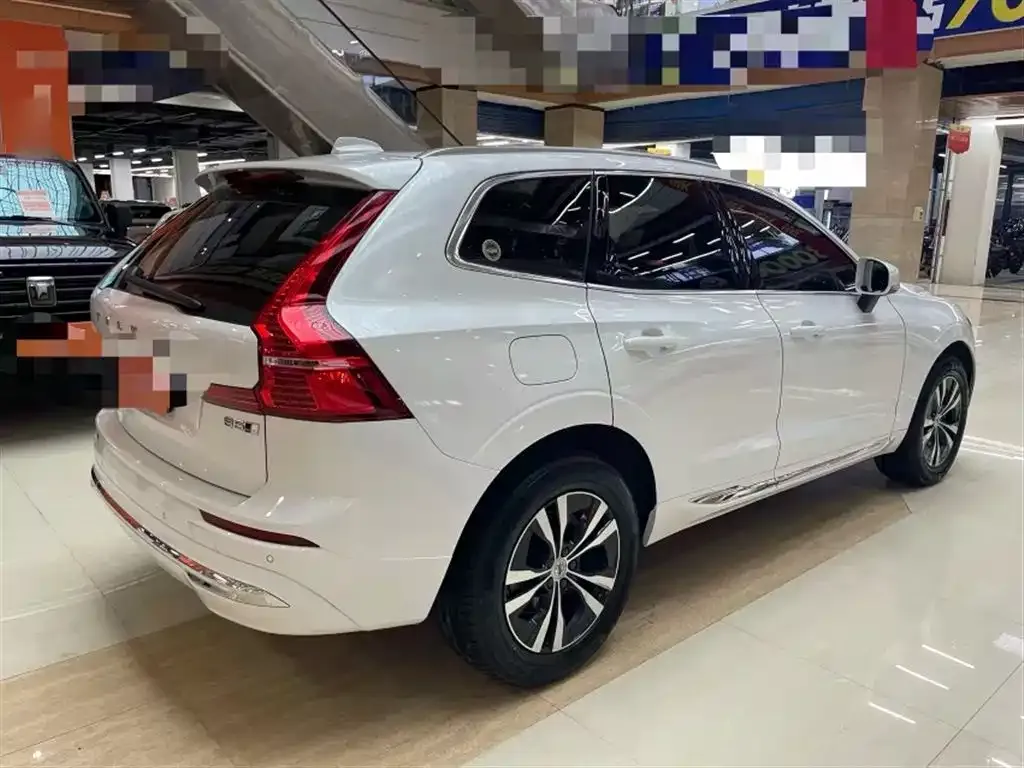 Volvo XC60 2022 из CN, фото 7