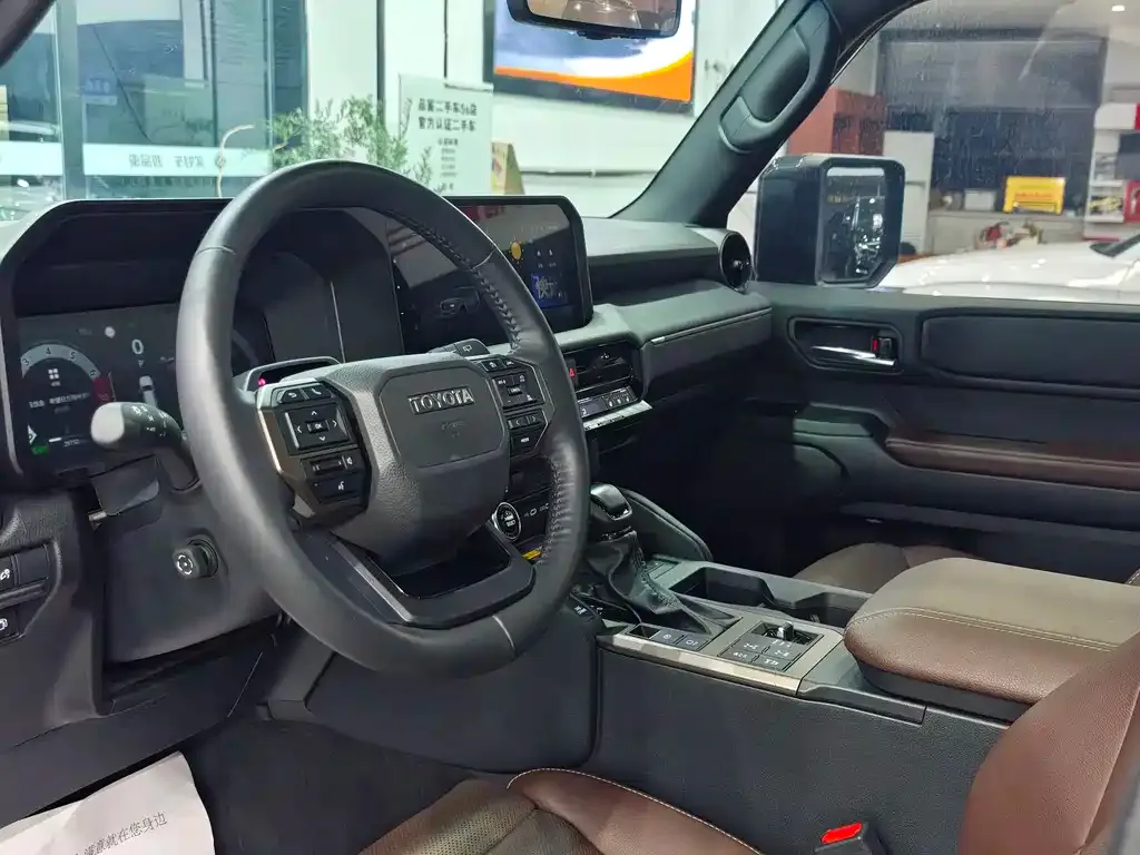 Toyota Prado 2024 из CN, фото 9