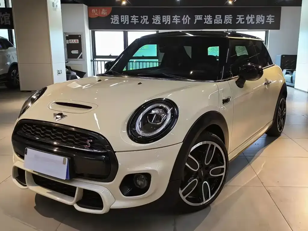 MINI Cooper (3-door) 2021 из CN, фото 1