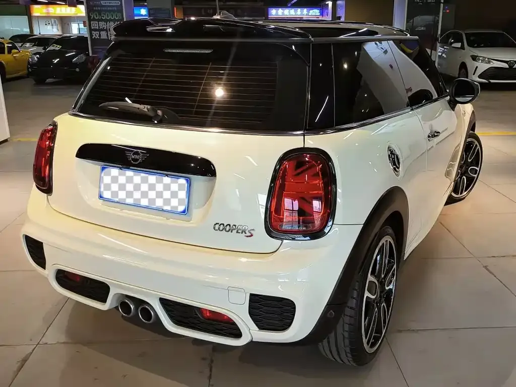 MINI Cooper (3-door) 2021 из CN, фото 2