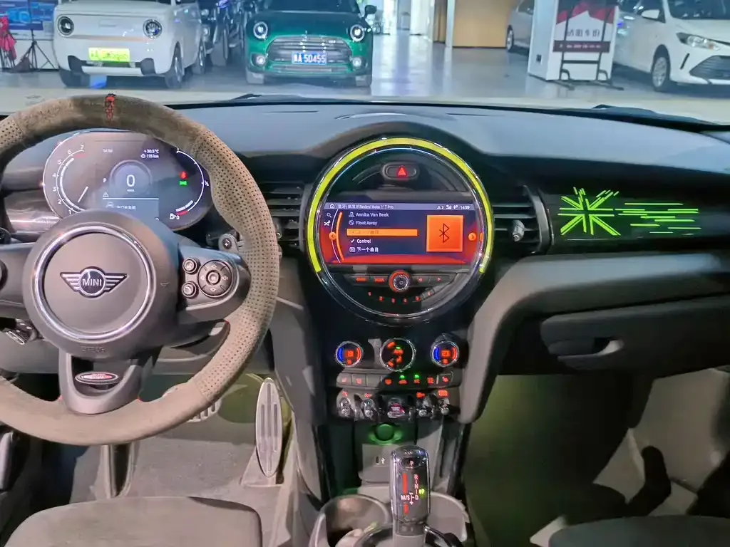 MINI Cooper (3-door) 2021 из CN, фото 6