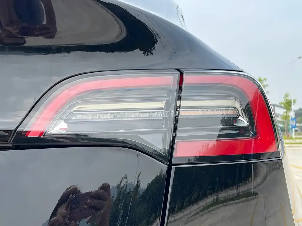 Tesla Model Y 2022 из CN, фото 8