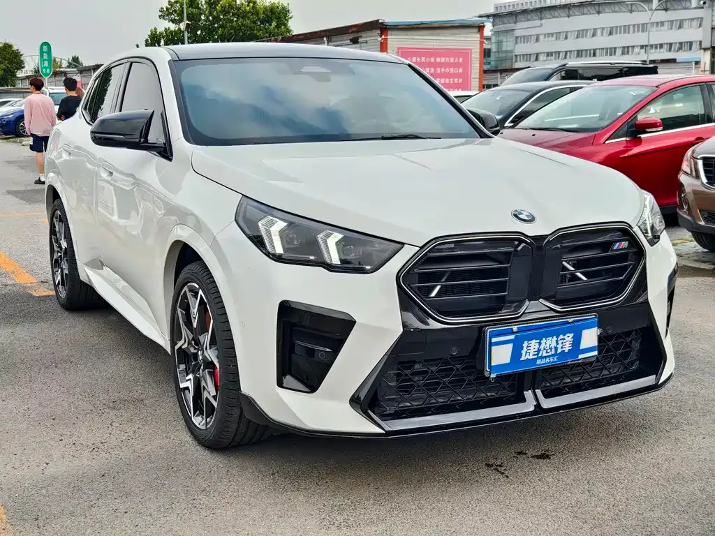 BMW X2 M35i 2024 из CN, фото 3