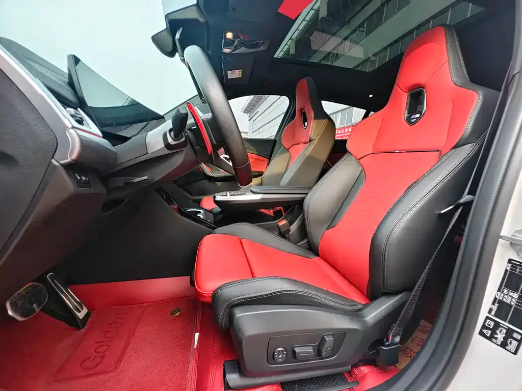 BMW X2 M35i 2024 из CN, фото 7