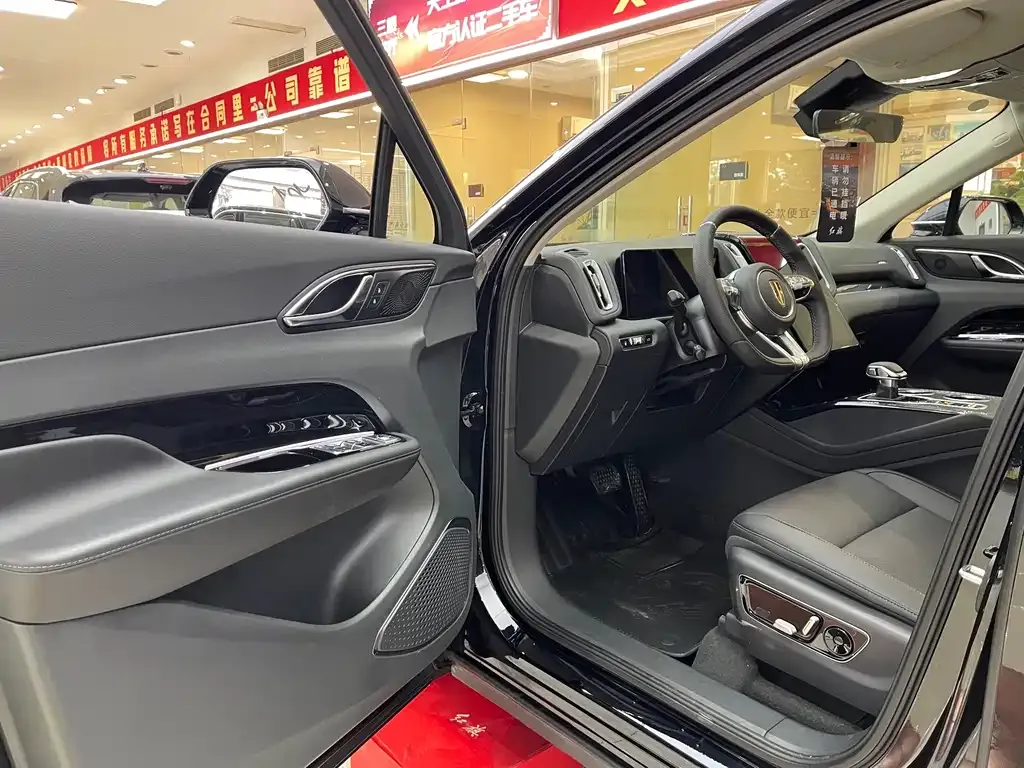 Hongqi HS3 PHEV 2025 из CN, фото 3