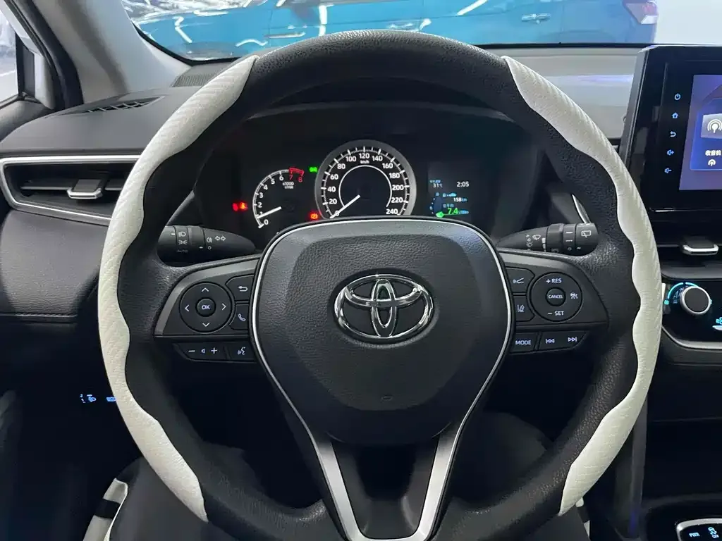 Toyota Frontlander 2022 из CN, фото 8