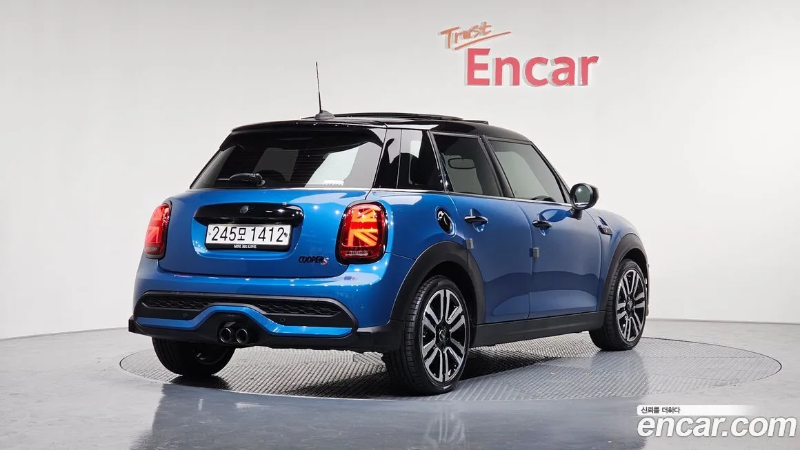 Mini Cooper 2024 из KR, фото 2