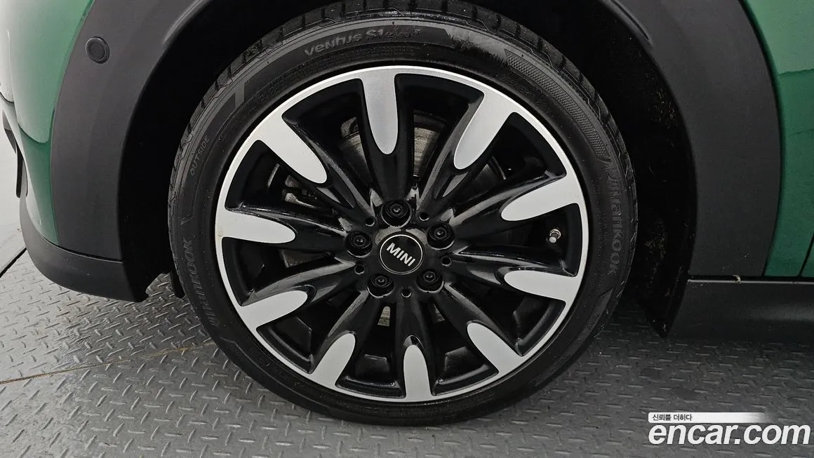 Mini Cooper 2023 из KR, фото 5