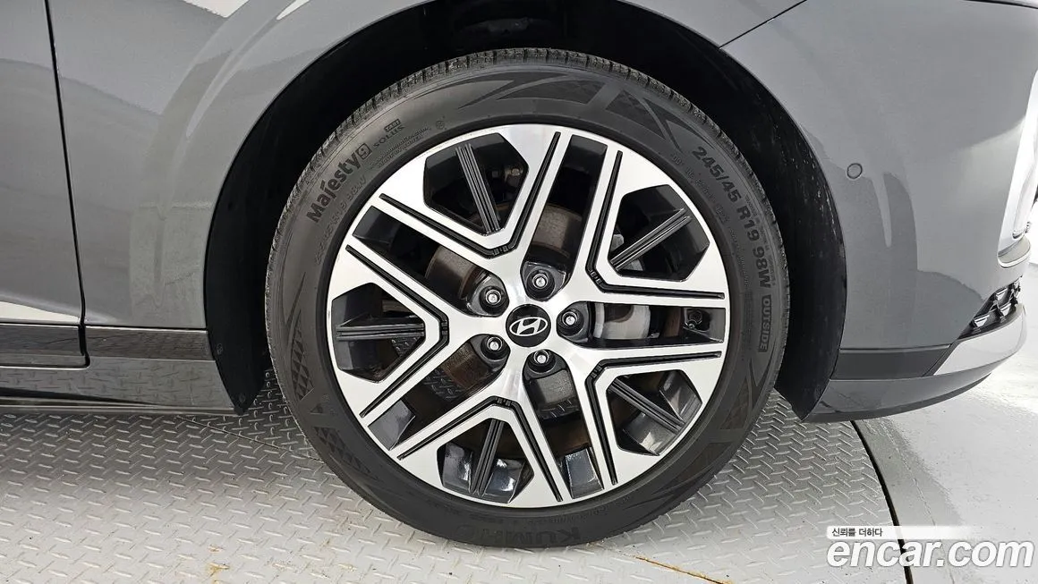 Hyundai Grandeur 2023 из KR, фото 5