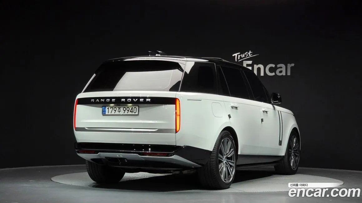 Land Rover Range Rover 2024 из KR, фото 2