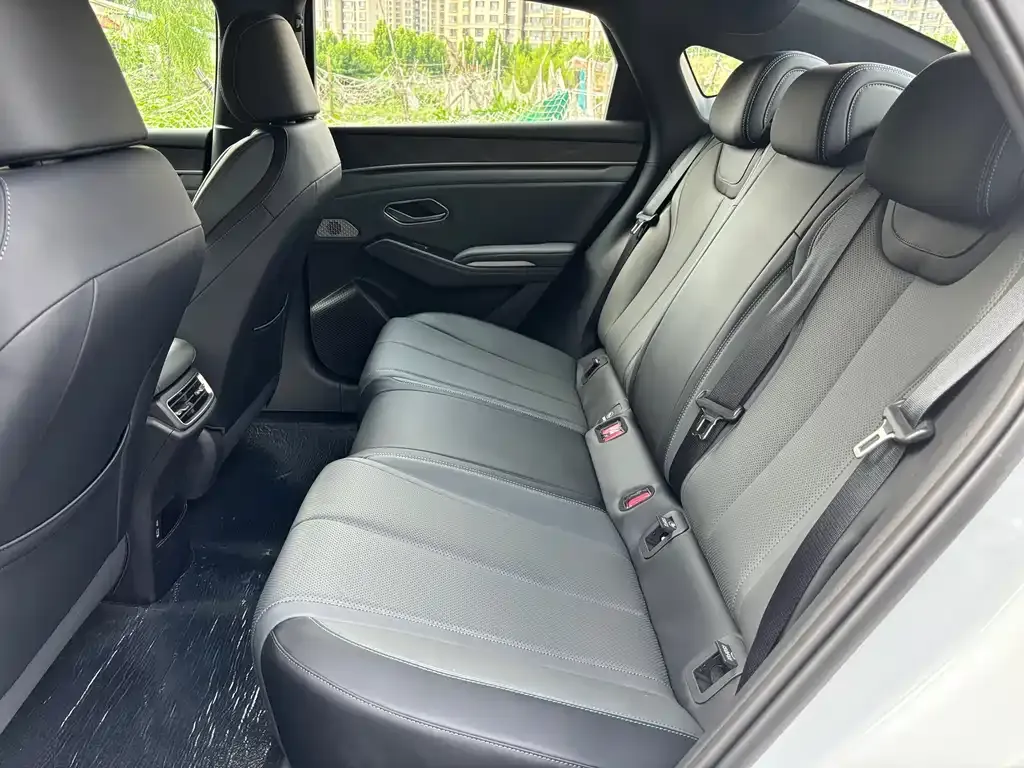 BYD Qin L 2025 из CN, фото 10