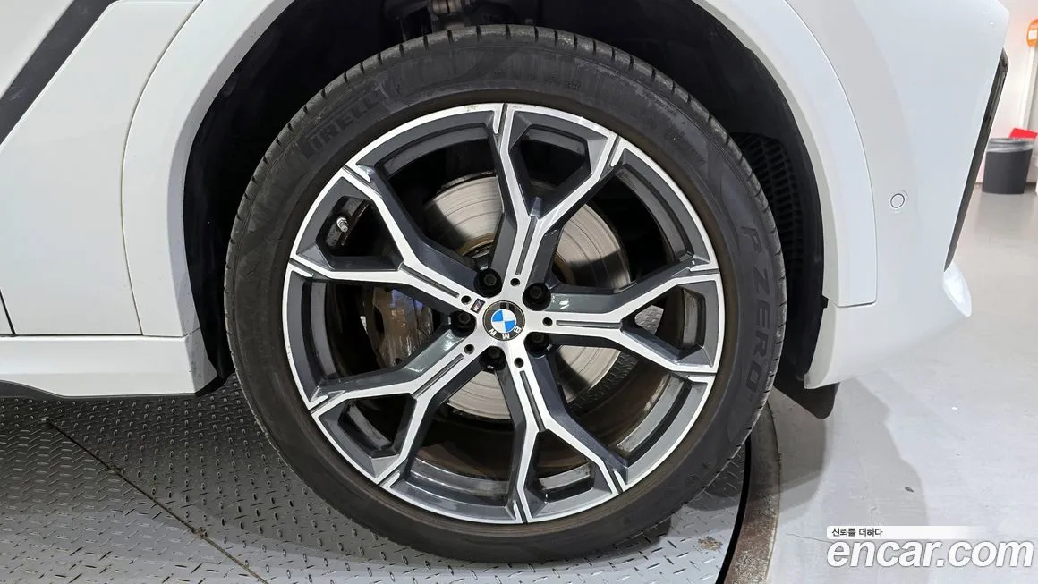 BMW X6 2023 из KR, фото 5