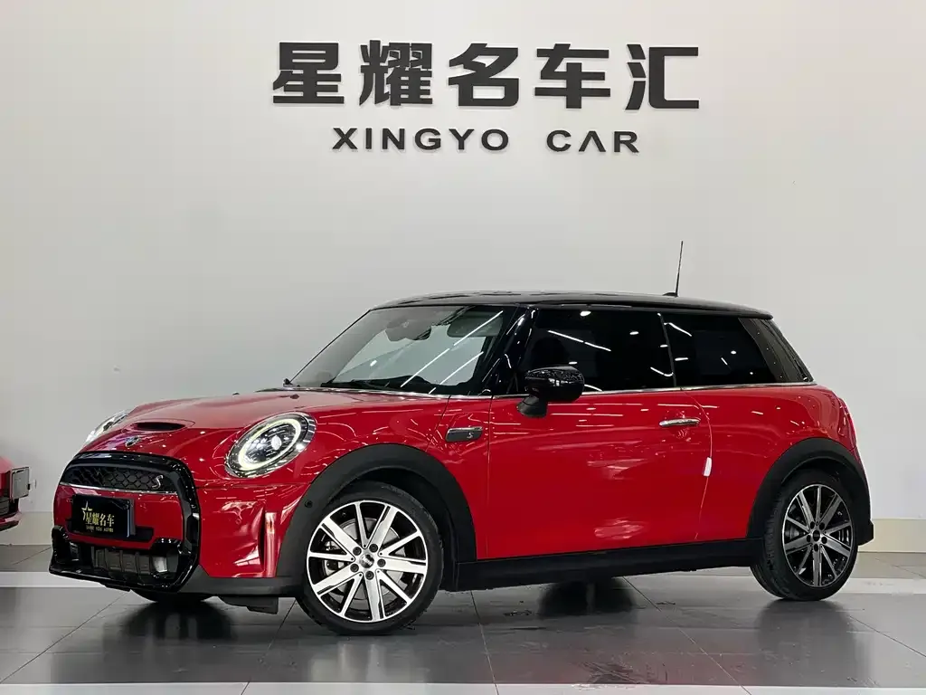 MINI Cooper (3-door) 2021 из CN, фото 1