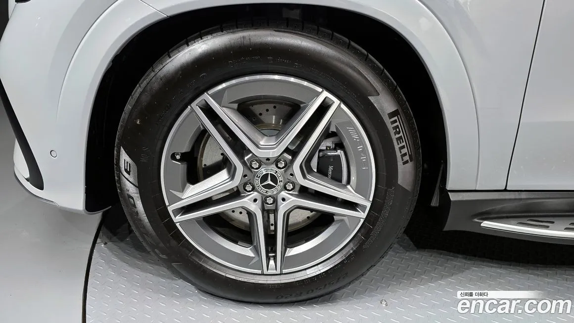 Mercedes-Benz GLE-Class — фото 5