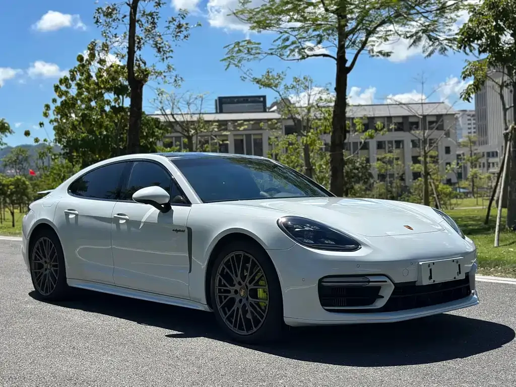 Porsche Panamera Hybrid 2022 из CN, фото 3