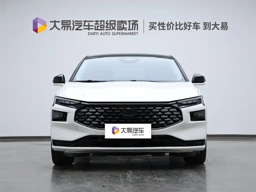 Ford Mondeo 2023 из CN, фото 2