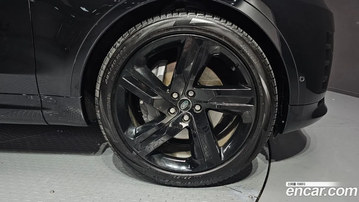 Land Rover Discovery 2024 из KR, фото 5