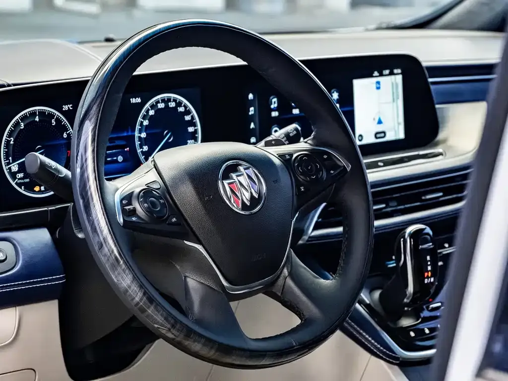 Buick GL8 2021 из CN, фото 8