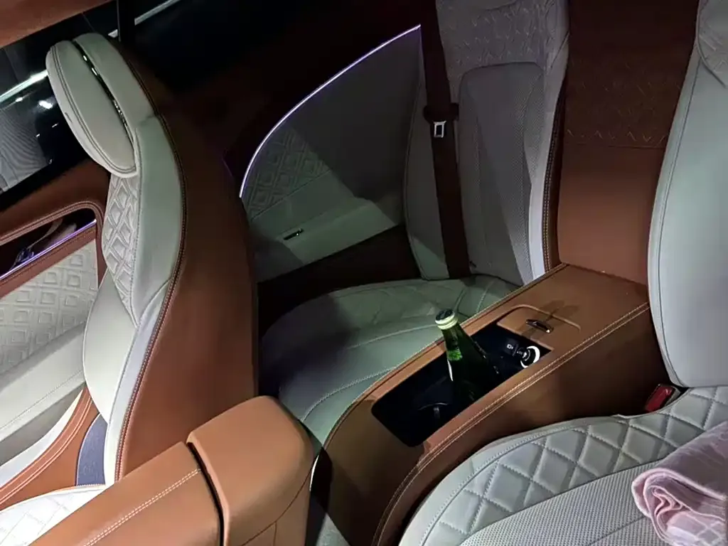 Bentley Continental 2022 из CN, фото 8