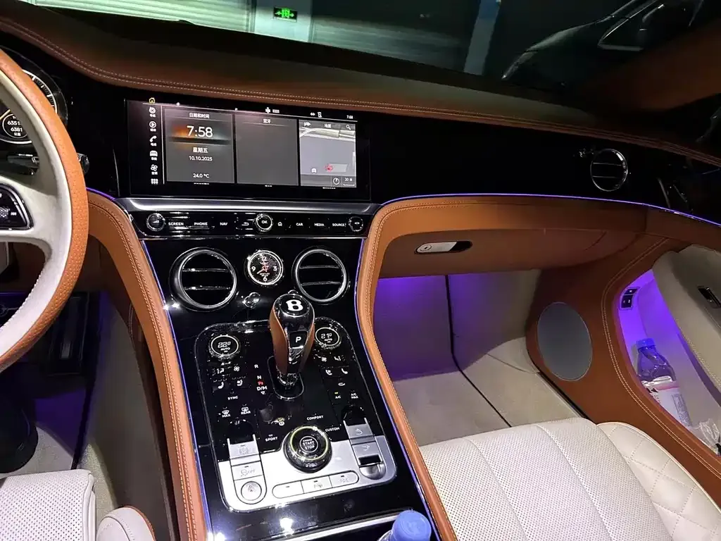 Bentley Continental 2022 из CN, фото 9