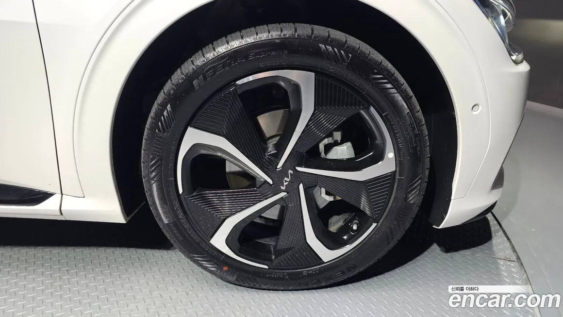 Kia EV6 2022 из KR, фото 5