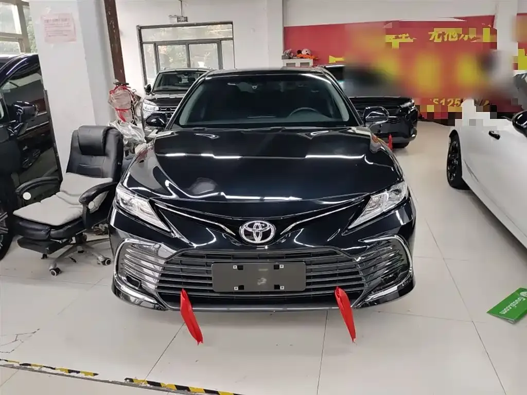 Toyota Camry 2023 из CN, фото 3