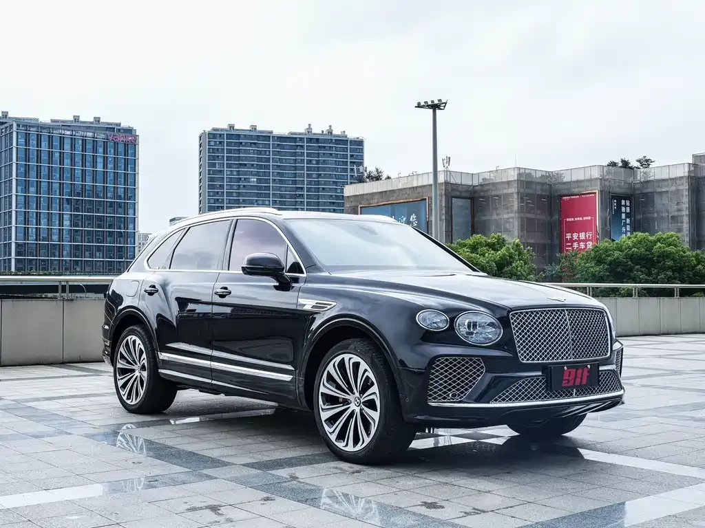 Bentley Bentayga 2022 из CN, фото 3