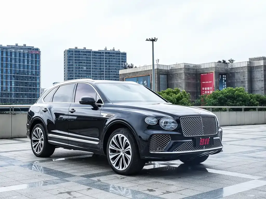 Bentley Bentayga 2022 из CN, фото 7