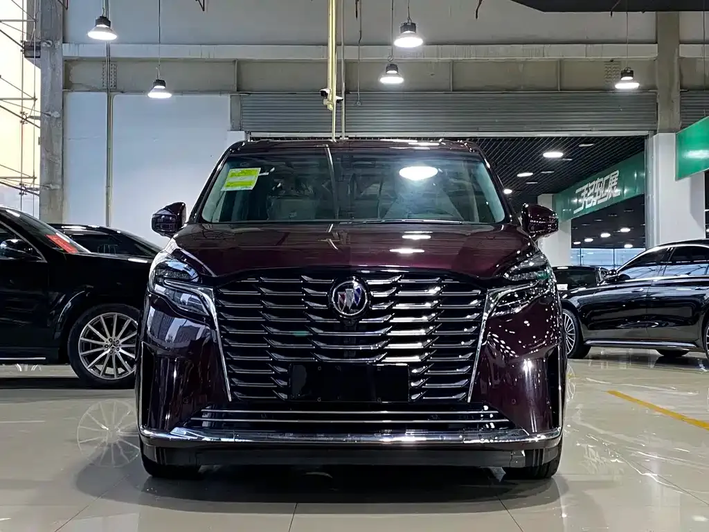 Buick GL8 2025 из CN, фото 2